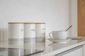 아파트, 장애인 지원, 전용 욕실 | 공용 주방