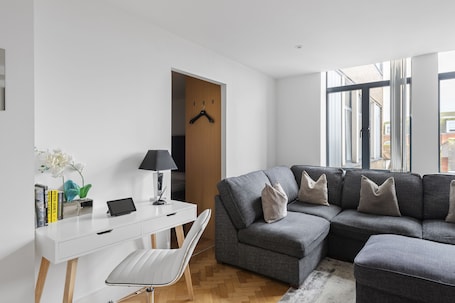 Apartment, Accessible, Private Bathroom | Interior