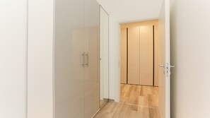 2 Schlafzimmer, Bügeleisen/Bügelbrett, kostenloses WLAN