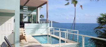 Good Vibes Only Waterfront Villa /Private Pool/Modern/Sun Decks/Majestic Views!