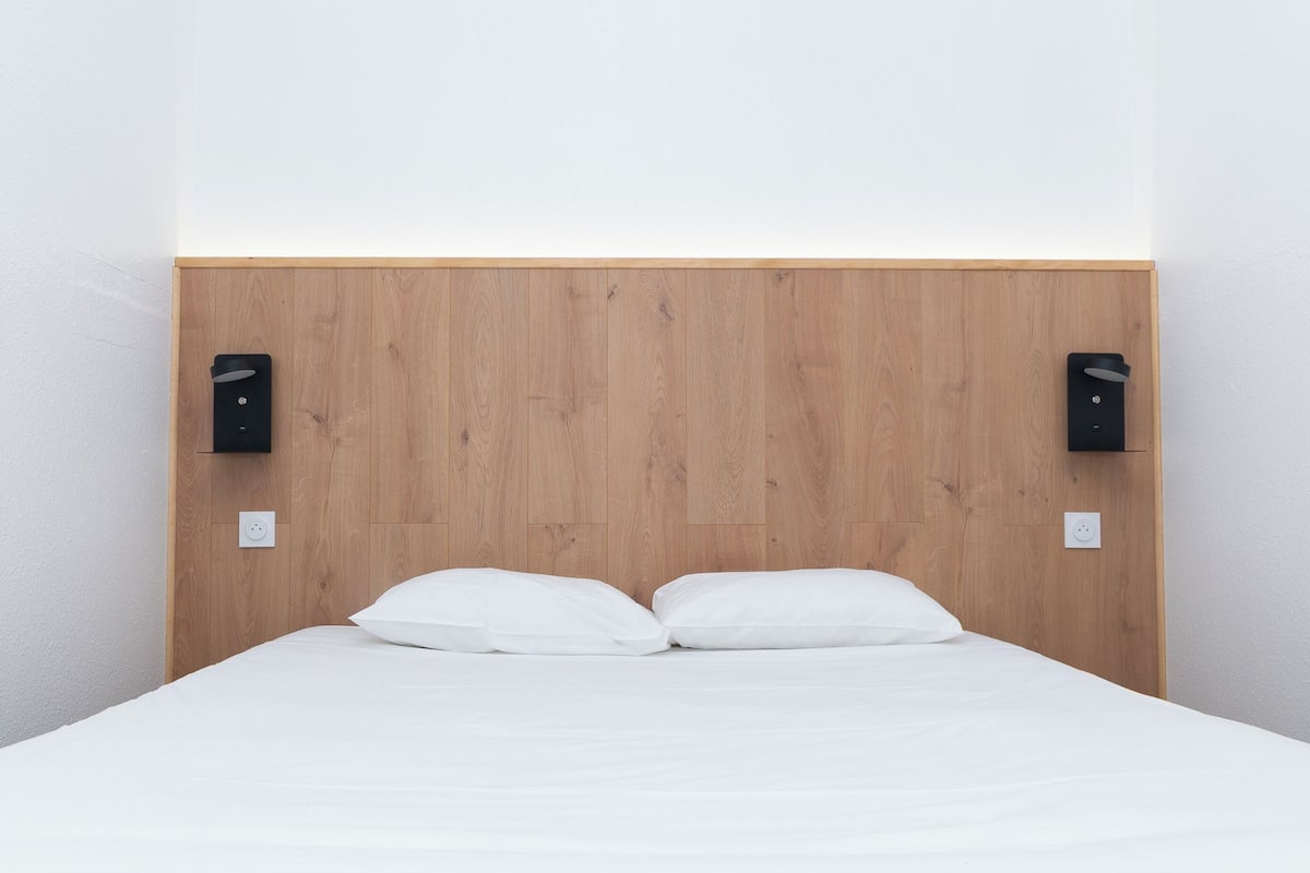 Skrivbord, strykjärn/strykbräda, gratis wi-fi och rullstolsanpassning