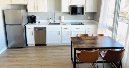 Downtown Park Circle Modern