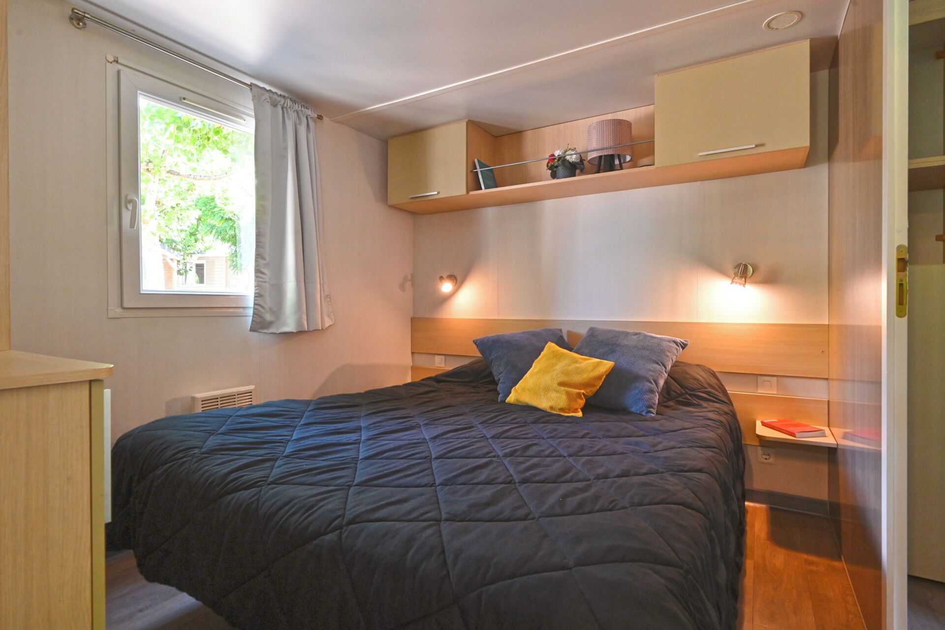 Bungalow Ekonomi | Wi-Fi gratis dan seprai linen