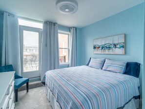 2 bedrooms, iron/ironing board, internet, bed sheets