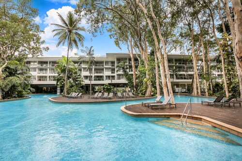 Drift Beachfront Resort Suite 4202