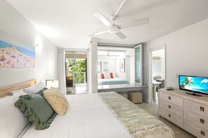 2 habitaciones, tabla de planchar con plancha y cuna de viaje