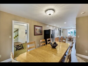 Dining - Big Water Landing - great views and private boat landing! (Salem)