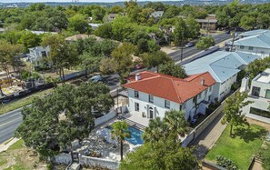 Exterior - Old Hollywood Meets Old West Austin in Governor's Mansion! (Austin)