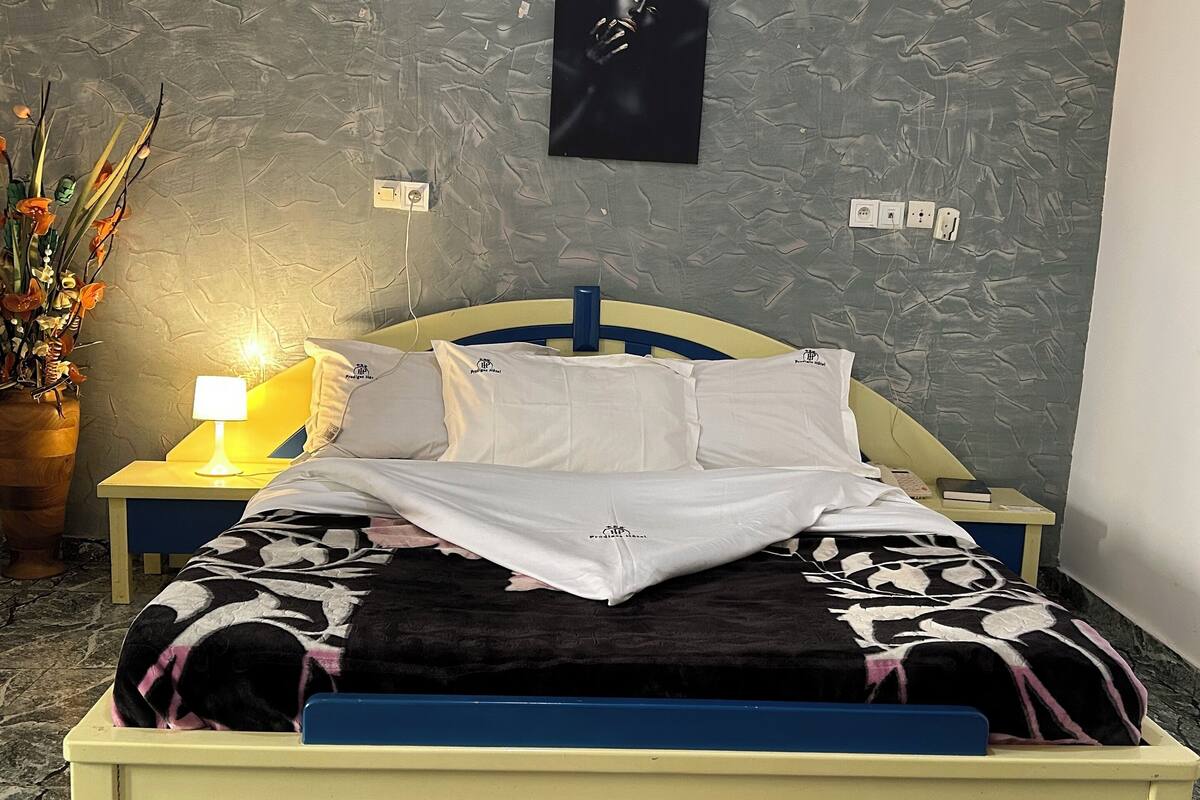 Executive Room | Hypo-allergenic bedding, Tempur-Pedic beds, individually decorated