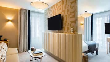 Junior kamer, 1 tweepersoonsbed met slaapbank | Een kluis op de kamer, verduisterende gordijnen, geluiddichte muren