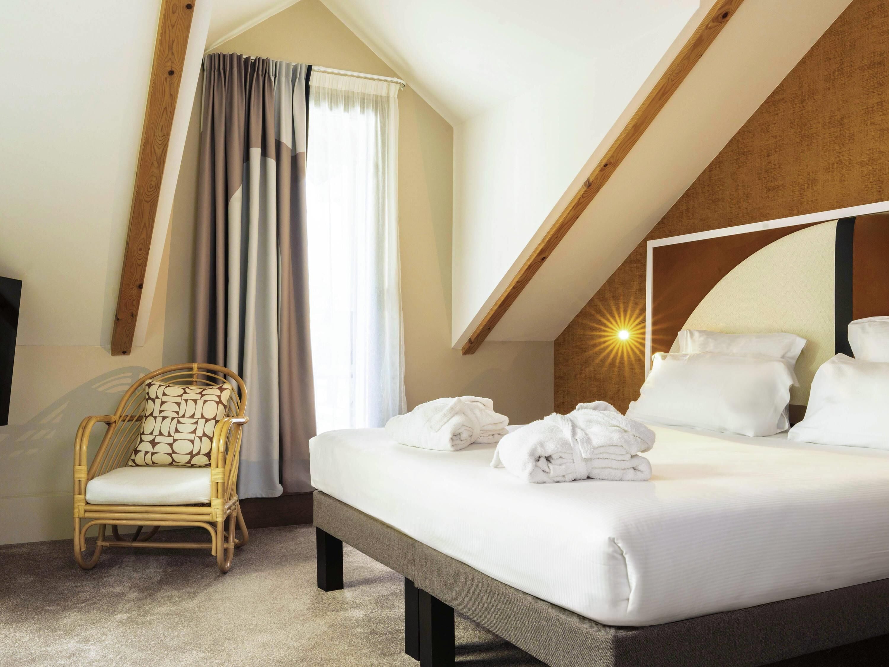 Superior-Zimmer, 1 Doppelbett und Schlafsofa