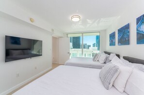 2 bedrooms, desk, iron/ironing board, free WiFi - the club 2815 · Stunning 2BR @Brickell free parking ocean view (Miami)