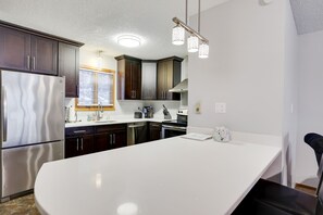 Private kitchen - Stay On The Mountain Under The Stars! (Tannersville)