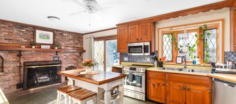 Cobb Meadow House - Cozy 5 Bedroom New England home in The Monadnock Region