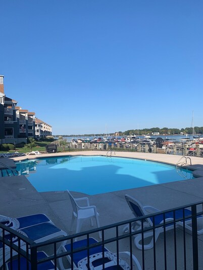 Wonderful Lake Norman Waterfront Condo