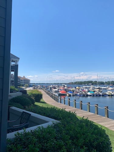 Wonderful Lake Norman Waterfront Condo