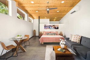 Interior - Nama-Stay Suite 3, King, 5 Min to Zion NP (Springdale)