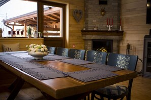 Dining - Cozy villa with fireplace - only 9 km. from the ski slopes! (Beli Iskar)