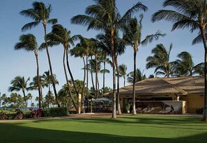Golf - Relax in comfort on the beach over the 4th of July Holiday (Kapolei)