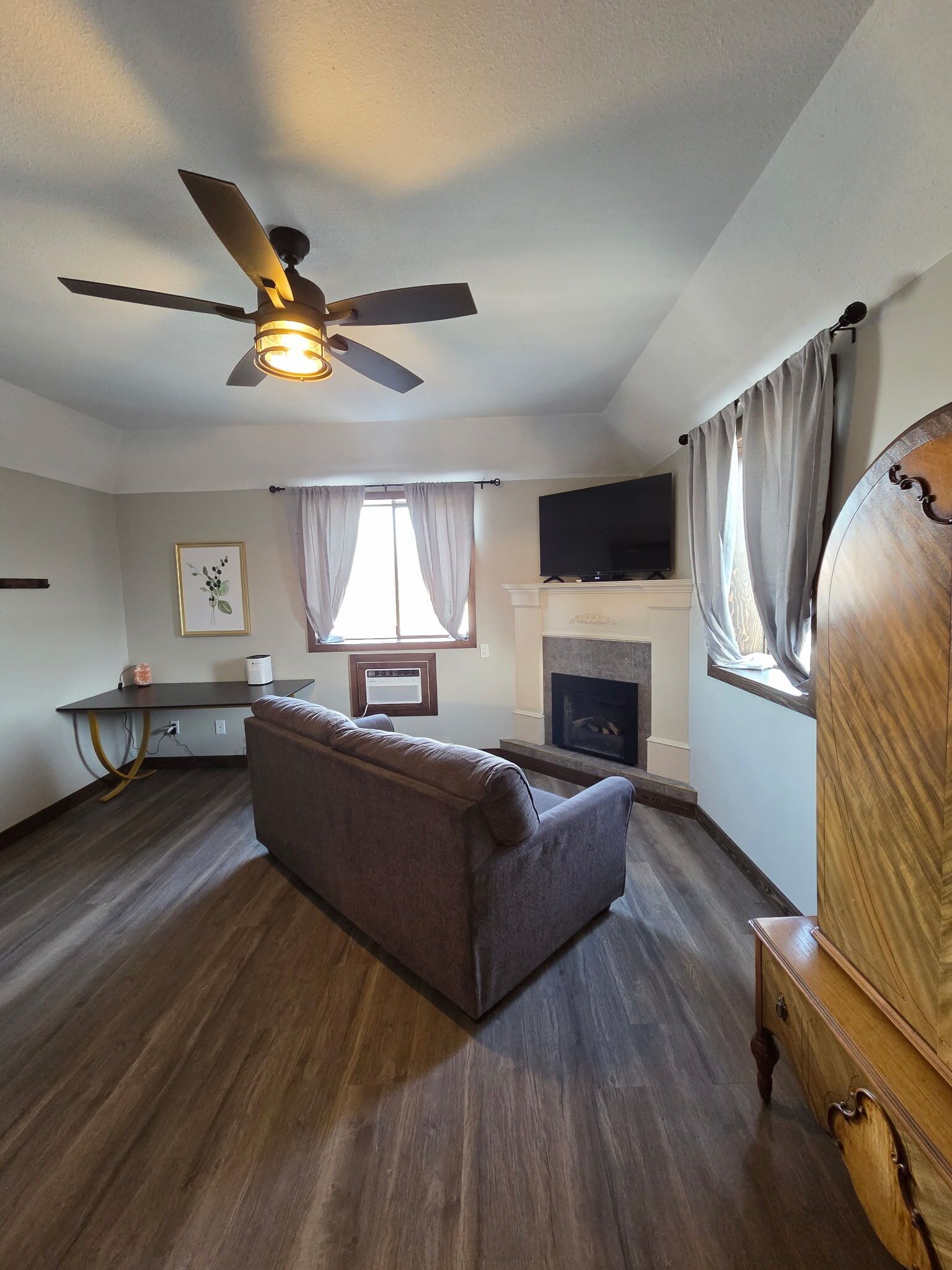 Fisher Peak | Down comforters, pillowtop beds, individually furnished, desk