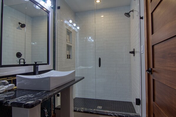 Suite Studio Exécutive | Salle de bain
