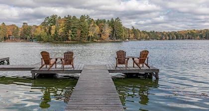 NEW! Black Bear Traditions-Relaxing northwoods getaway-Little St. Germain Lake