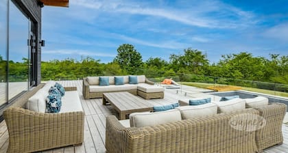 Brand New 5bdrm 3bath modern home in Creemore!