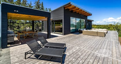 Brand New 5bdrm 3bath modern home in Creemore!