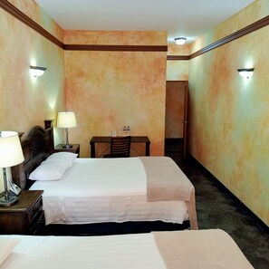 Standard Double Room | Egyptian cotton sheets, premium bedding, pillowtop beds
