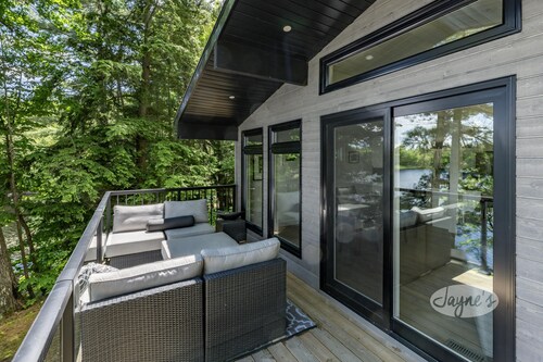 4 bed, 2 bath on Brandy Lake in Port Carling, New Build!