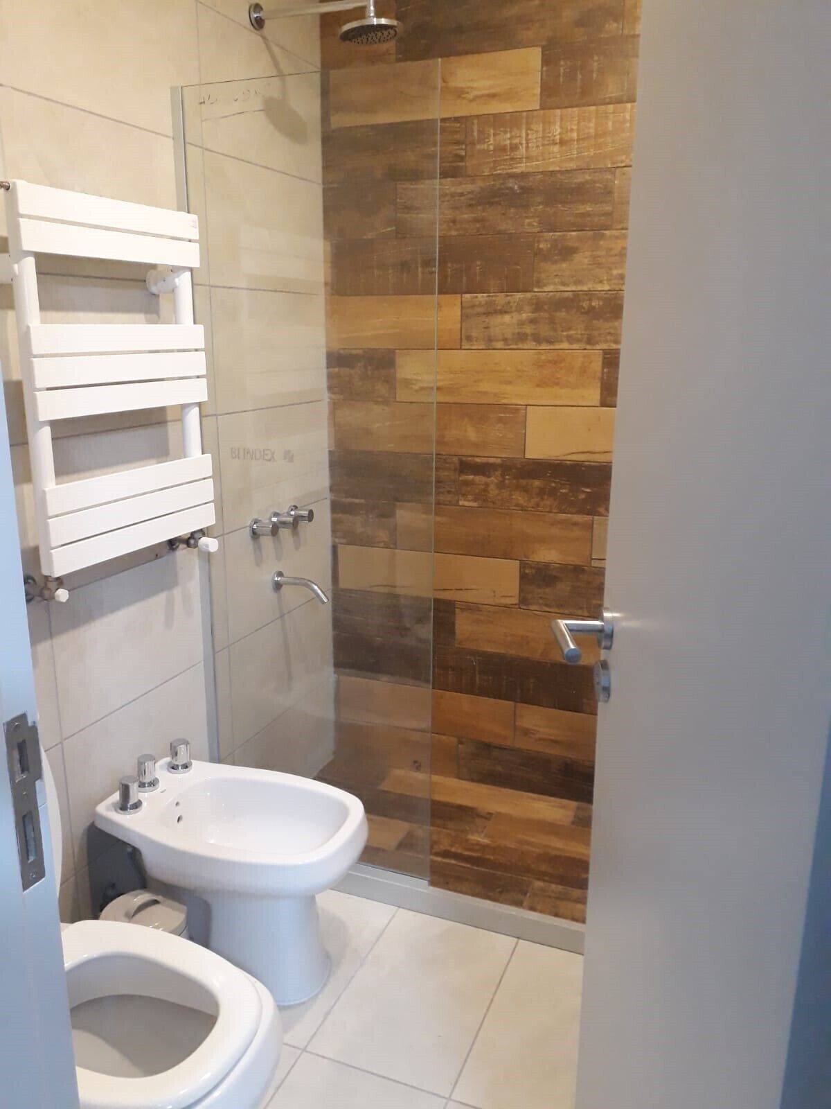 Bañera con ducha