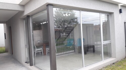 Brand new duplex 2 blocks from the beautiful sea!