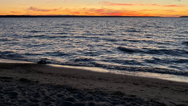 Unclassified image, 1 of 37, button - Bakers Bungalows (Waskesiu Lake)
