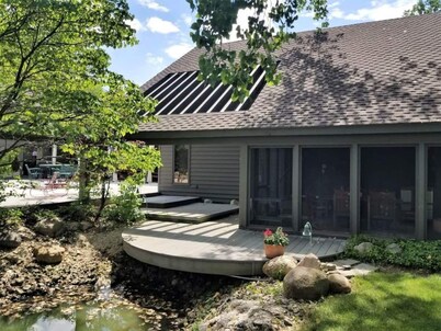 Waterfront Luxury Lakehouse