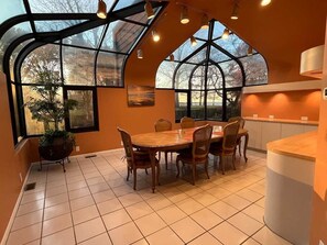 Dining - Waterfront Luxury Lakehouse (Saint Marys)