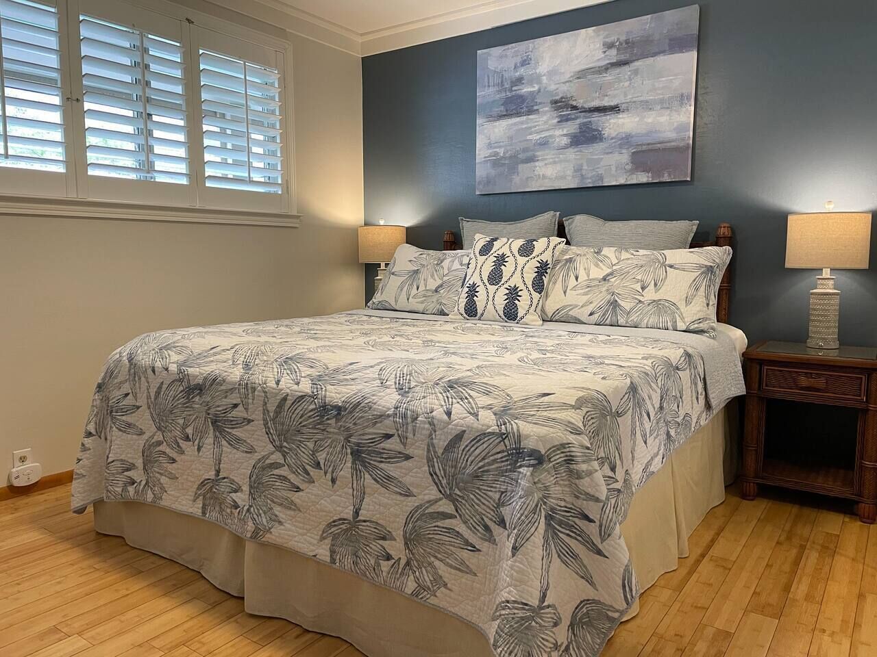 1 chambre, fer et planche à repasser, lit parapluie, Wi-Fi gratuit