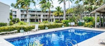 Molokai Island Retreat - Amazing Summer Deals!