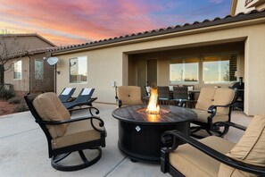 Townhome, 3 Bedrooms | Property grounds