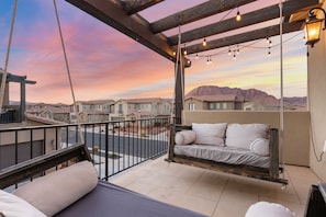 Townhome, 3 Bedrooms | Property grounds