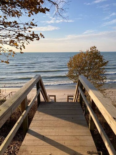 South Haven · LAKE MICHIGAN - South Haven Getaway - Brand New Indoor Pool