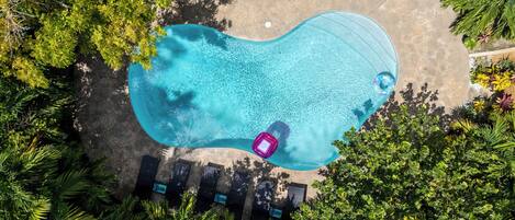 Outdoor pool, a heated pool