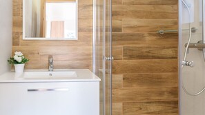Een douche, een haardroger