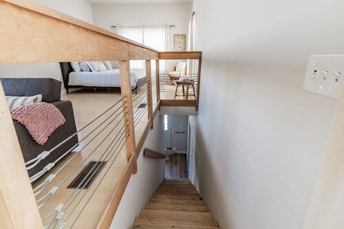 Studio rental situated in the heart of Downtown Newburgh.