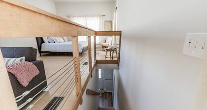 Studio rental situated in the heart of Downtown Newburgh.