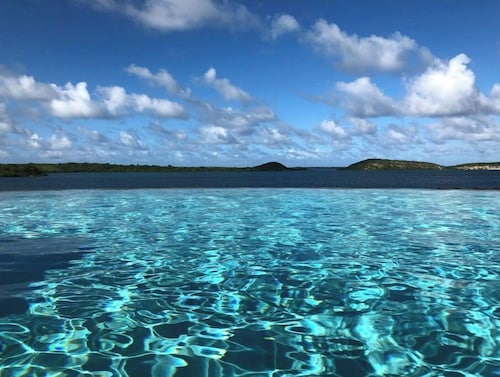 SeaClusive Antigua-Barbuda @ Seatons: Unit B