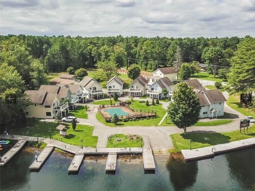 Charming Riverside Cottage