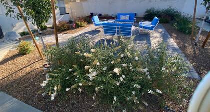 Located in Prescott’s Historic District. Walking distance to Whiskey Row.