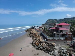 Sun loungers, beach towels - Casa La Playa (San Clemente)
