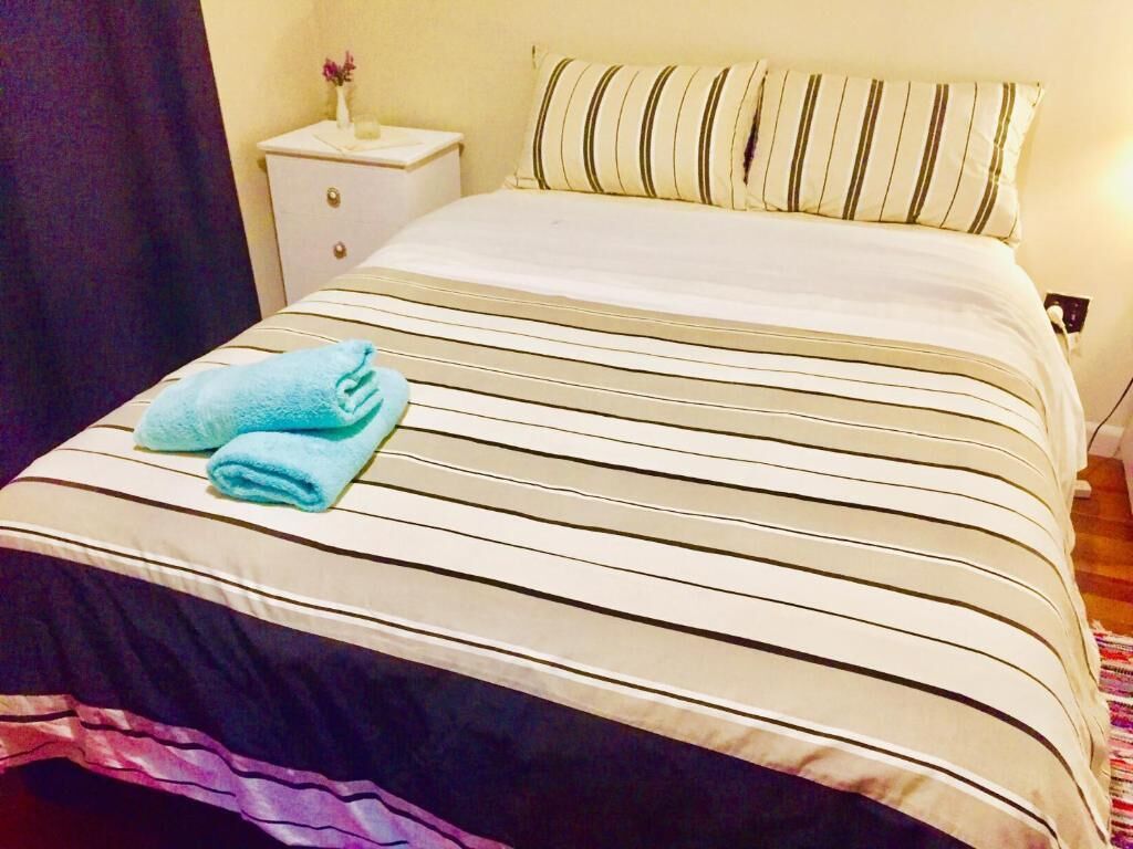 5 bedrooms, free WiFi, bed sheets