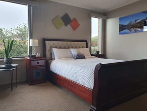 2 camere, una scrivania, Wi-Fi gratuito, lenzuola